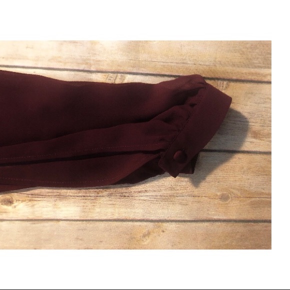 VINCE CAMUTO gorgeous top 🎀☺️ - Picture 6 of 6